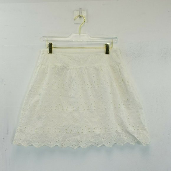 Coquette Eyelet Mini Skirt Womens 2 XS White Scallop Hem Soft Girl MAX STUDIO - Picture 2 of 10